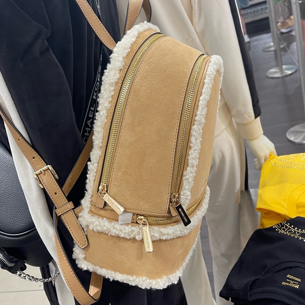 MICHAEL KORS Rhea Medium Suede and Faux Shearling Backpack
Peanut 
NWT - Picture 9 of 16